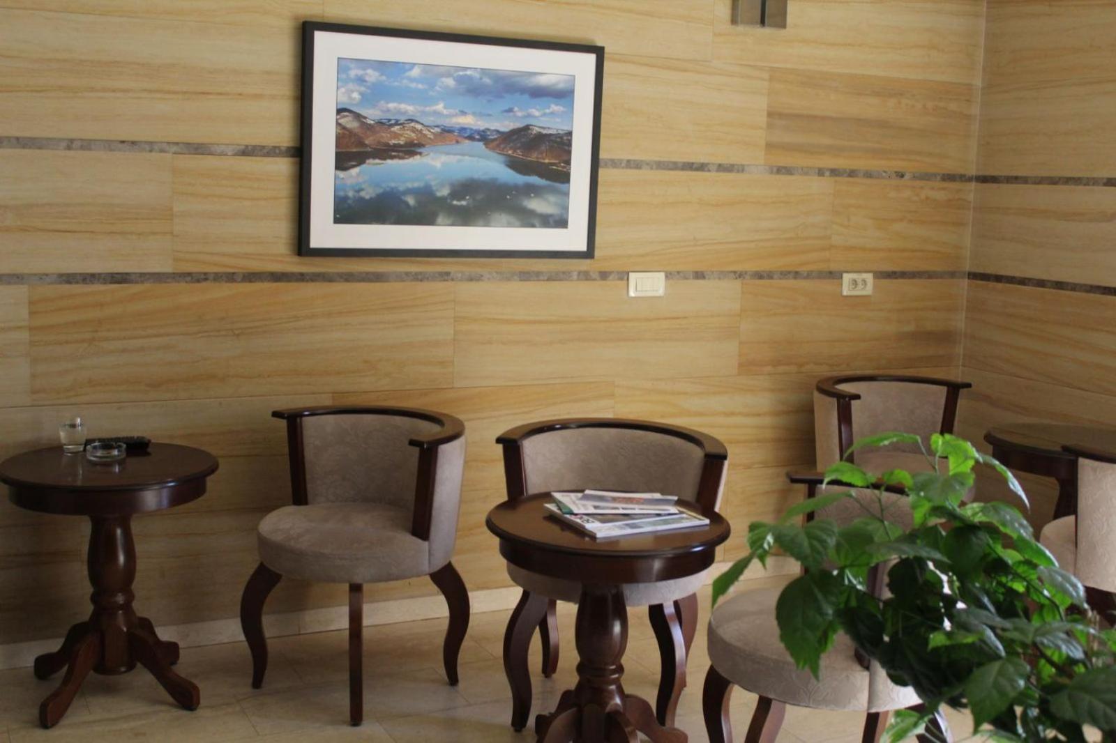 In Hotel Zlatar Ex Zlatarski Biseri Nova Varoš Exterior foto